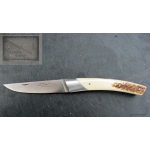 Couteau Chambriard, thiers compagnon,bois cerf,lame carbone XC75